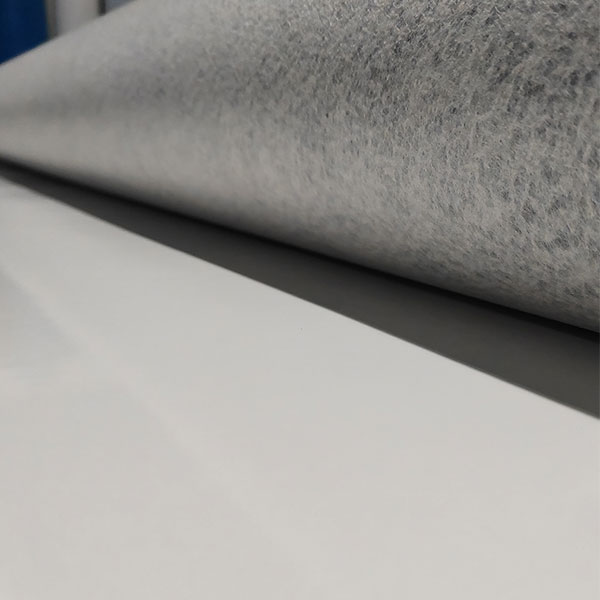 Гидроизоляционная мембрана из ПВХ, армированная стекловолокном на флисовой основе