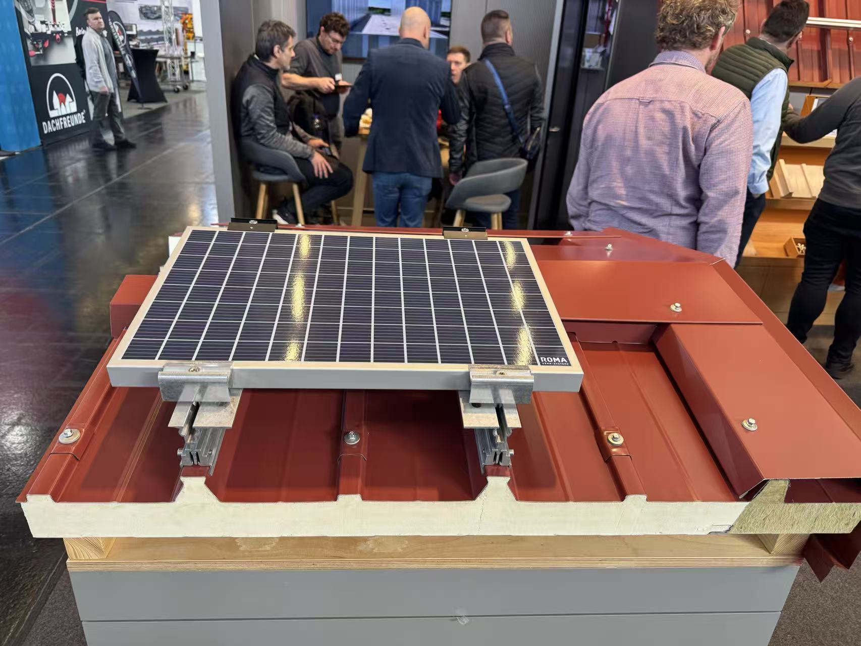 Выставочная площадка Дах+Хольц3